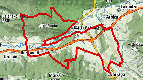 Straße nach Los Robles - Camping Arbizu Route 7