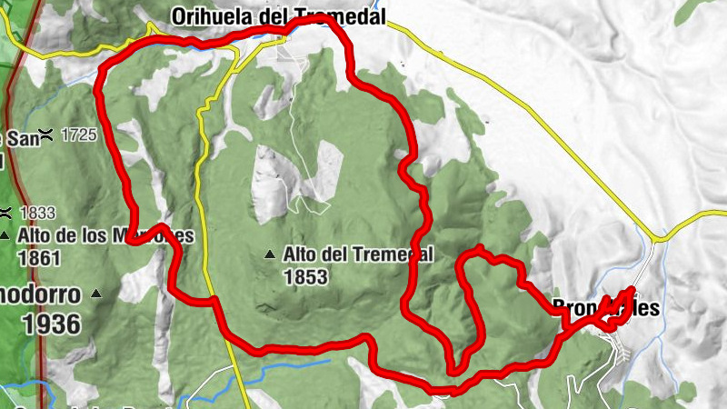 Ermita de Santa Bárbara - Restaurante El Rinconcillo - Restaurante Aluira - Iglesia de la Asunción